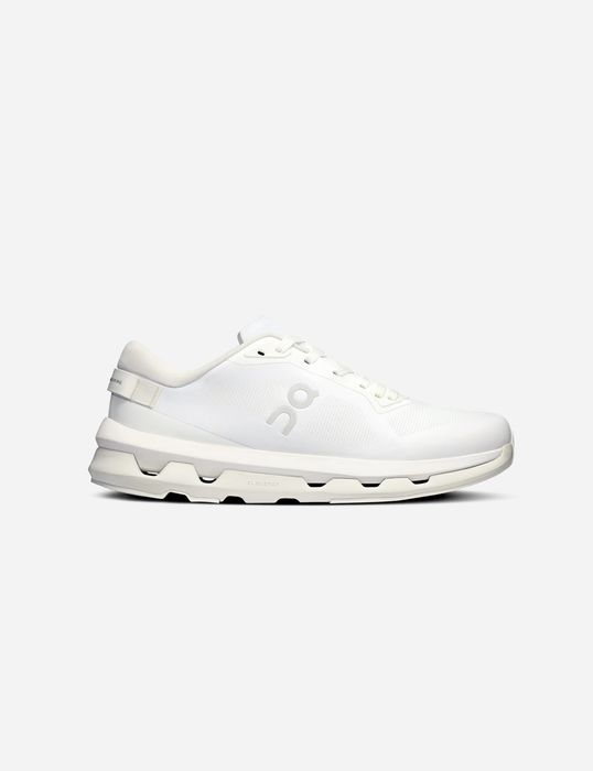 On Running Cloudzone (Women's) 