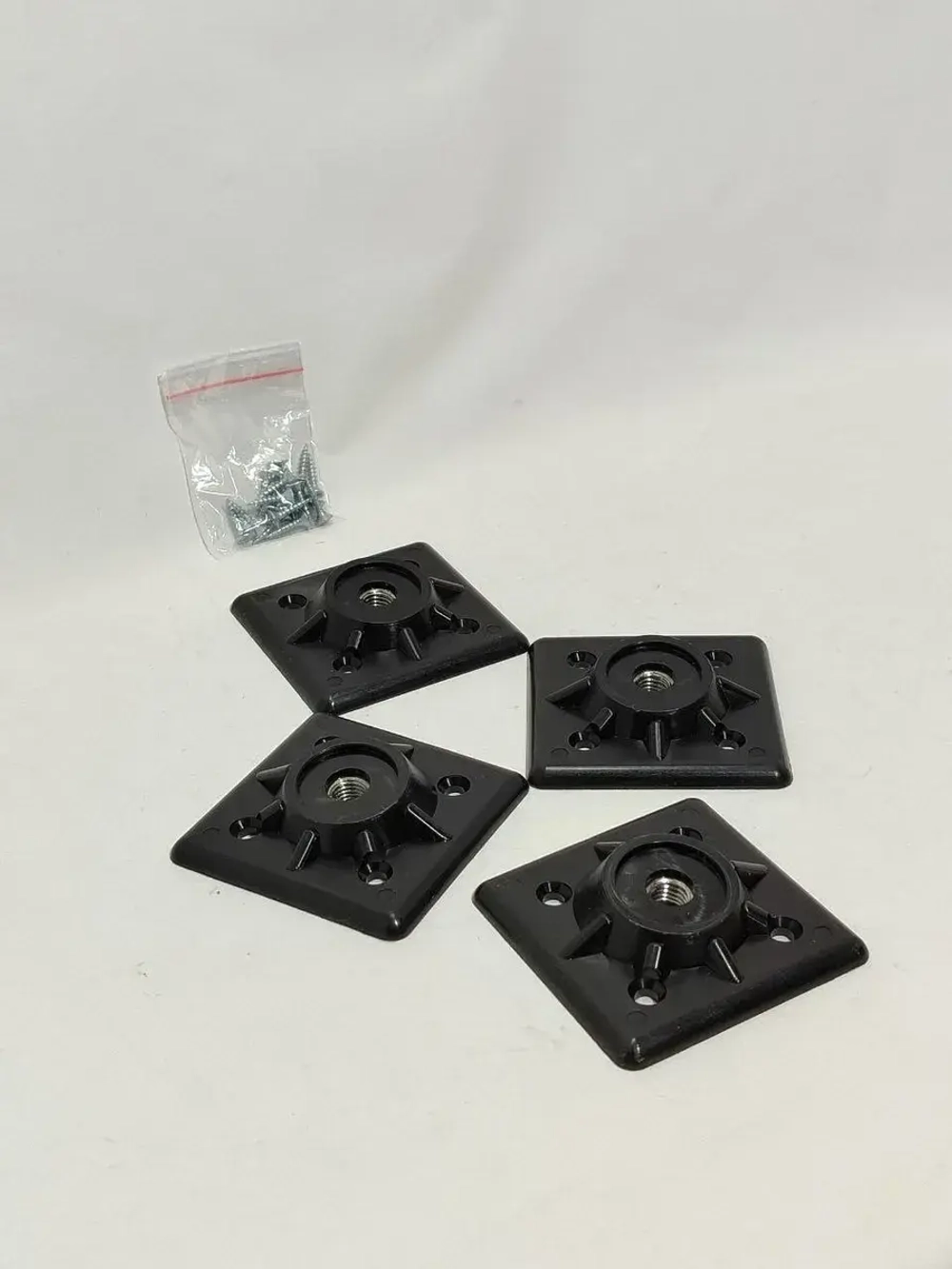 Набор креплений для ножек мебели, фланцы, площадка