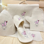 Набор "Портфель" 5 предметов "Зайка с ушками" (портфель, шапка, варежка, коврик, тапочки)