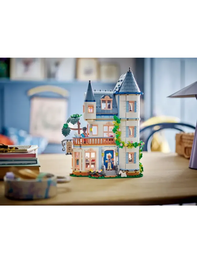 Конструктор Friends 42638 Замок с местом для отдыха