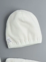 Шапка зимняя для девочки со снудом и митенками