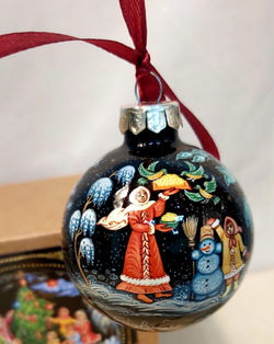 Шар новогодний с ручной росписью  Палех "Зимние забавы"