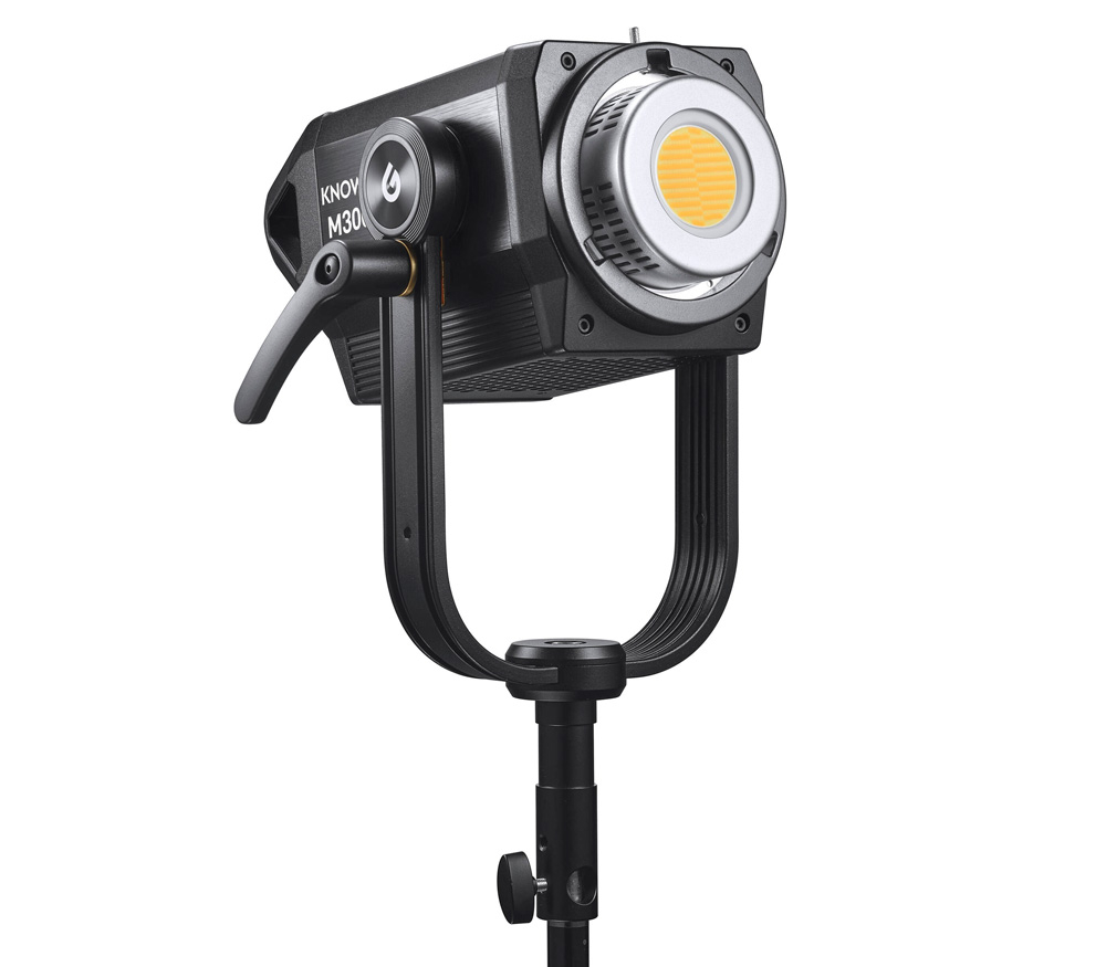 Осветитель Godox Knowled M300Bi, светодиодный, 300 Вт, 2800-6500K