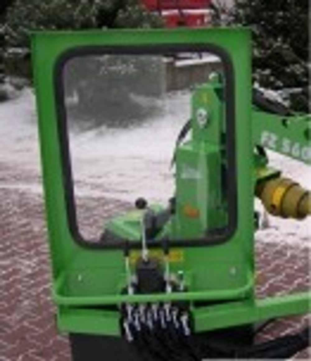 Измельчитель пней LASKI FZ 560TR FZ560TR