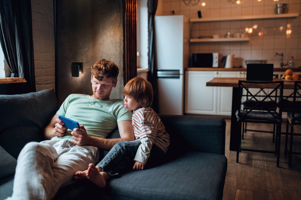 Ночник светильник в розетку ORISA LED WW W