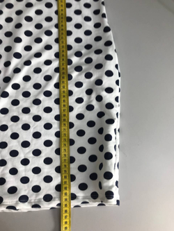 Платье в горошек с ярким акцентом, визуально на 44 размер