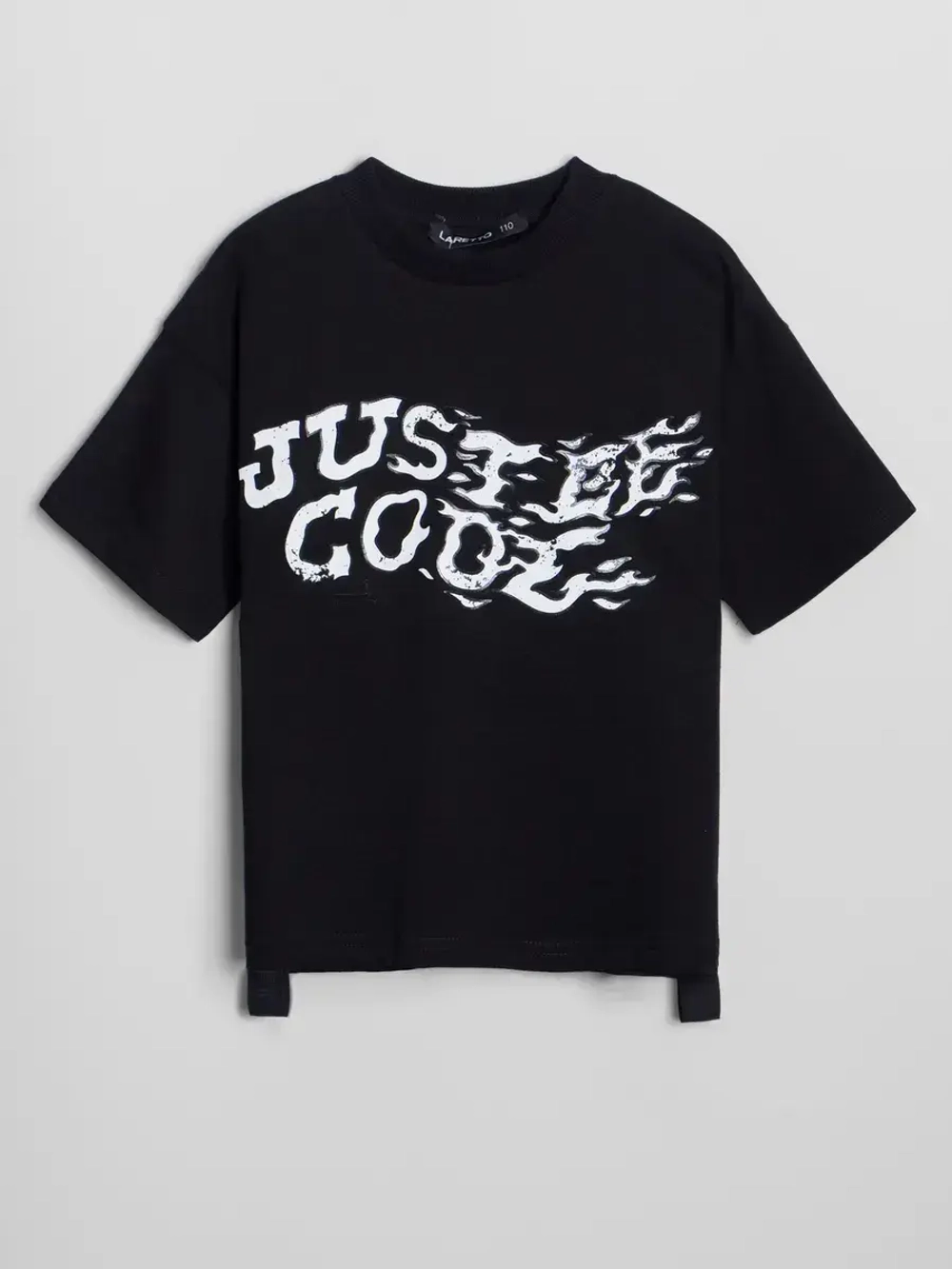 Черная футболка для мальчика в школу