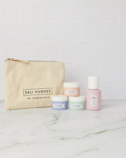 Revolution Skincare X Sali Hughes Mini Kit - дорожный набор (увлажняющий) /       / GTIN 5057566526739