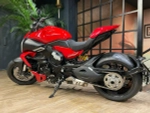 Ducati Diavel V4 (2025) RED
