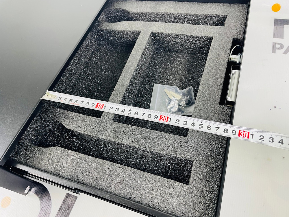 Уценка! Рэковый ящик 2U, с замком