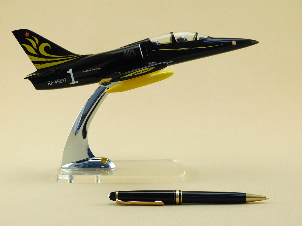 Модель самолета L-39 (М1:48, "Русь", 01)