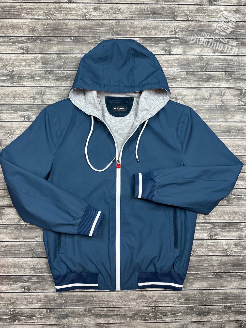 Бомбер с капюшоном Kiton
