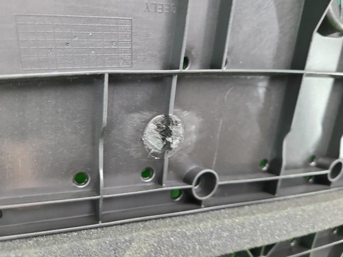 Пыльник переднего бампера Geely Preface (24-нв)