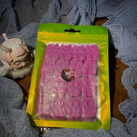 Мелтс Kard - "Cake"