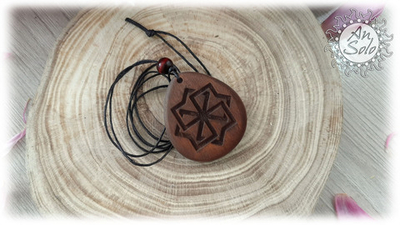 Оберег-капля "Молвинец" из кедра