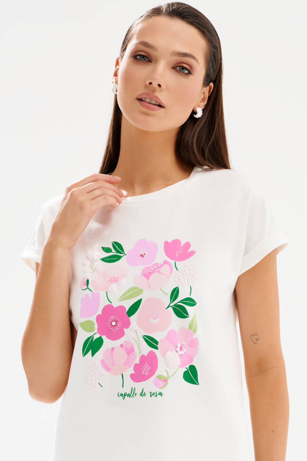 23583 Футболка женская (молочный)