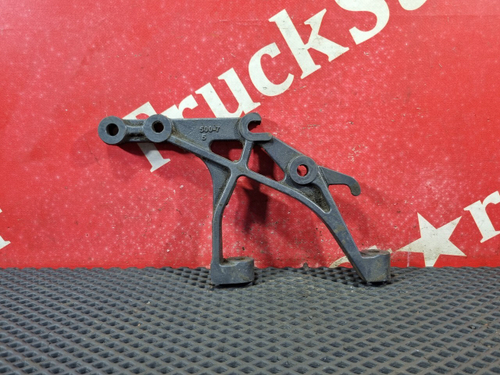 Кронштейн ящика АКБ