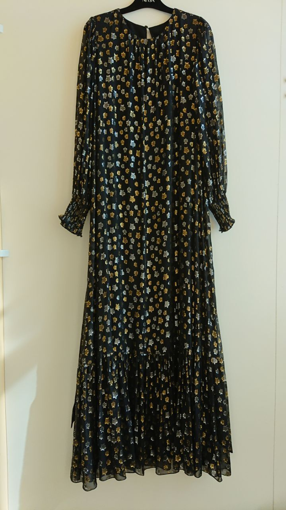 Платье длинное Nissa звезды