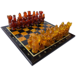Янтарные шахматы "Сказка" 35 на 35 см