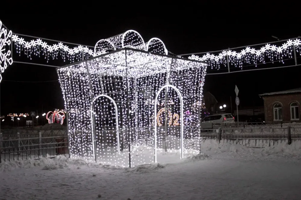 Светодиодная конструкция "Новогодний подарок"