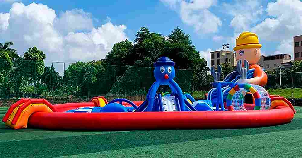 Надувной наземный аквапарк «Поймай осьминога» 25*15*8 м