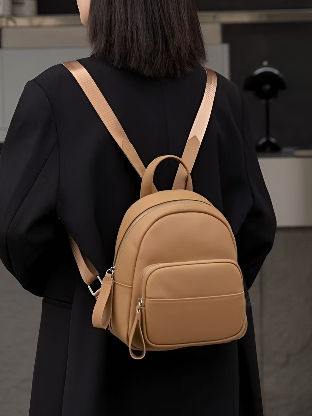 женский рюкзак из натуральной кожи