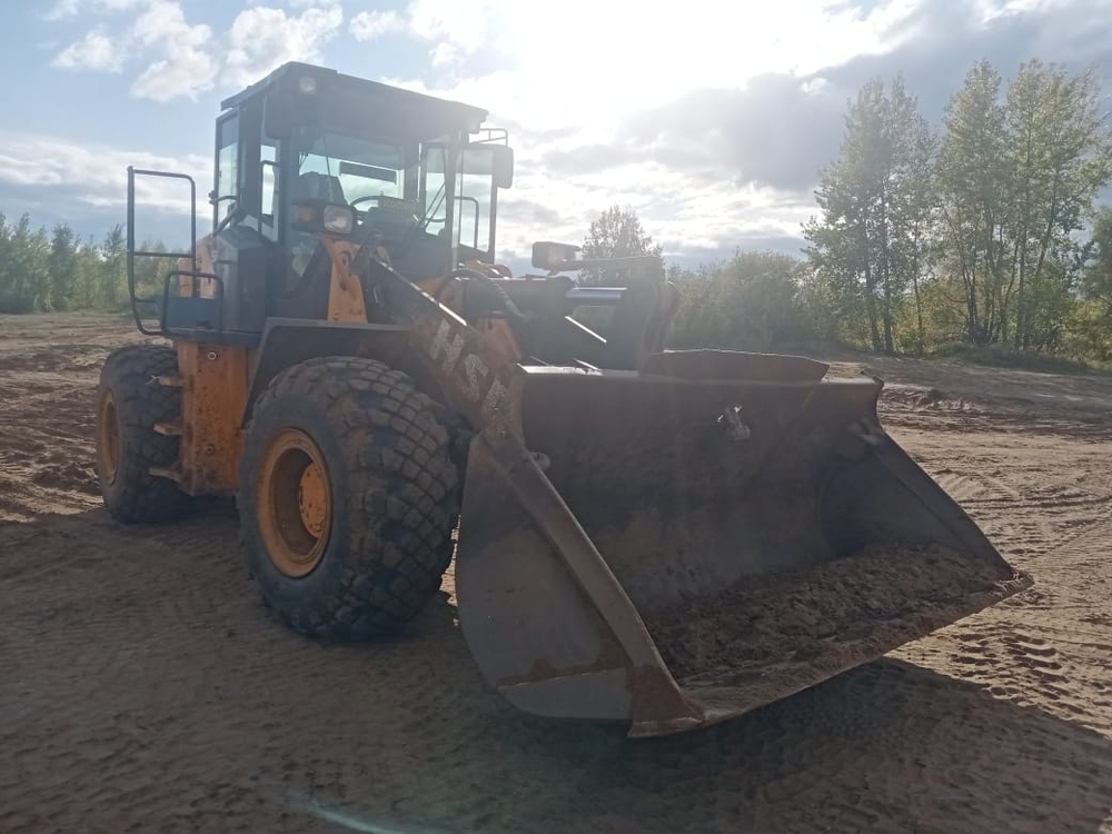 Hyundai SHANDONG SL763* Фронтальный погрузчик SL763S (Дизельный, 9,7 л, 220 л.с., АТ)