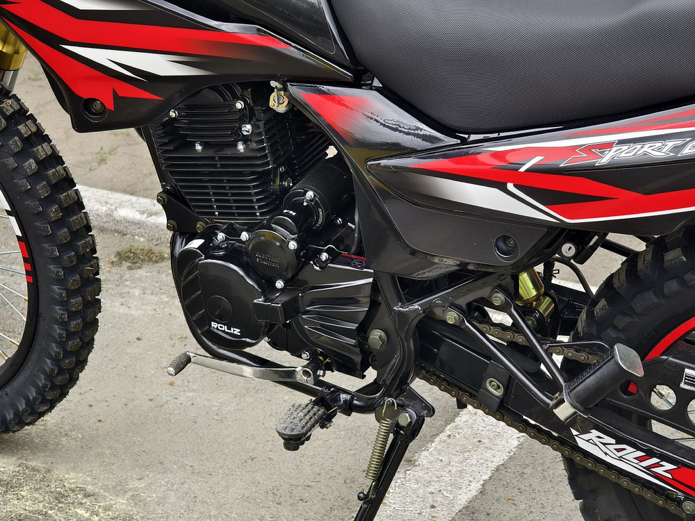 Мотоцикл Roliz SPORT-005 ES (черно-красный)