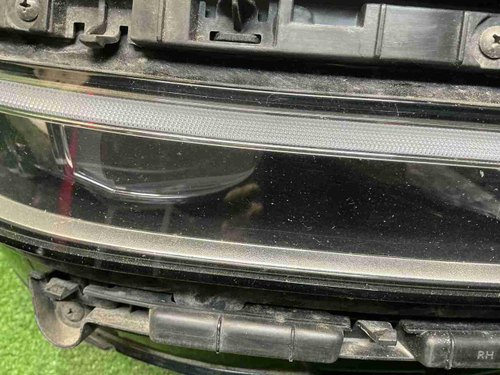 Битая Фара правая Genesis GV80 (2020-2023) LED