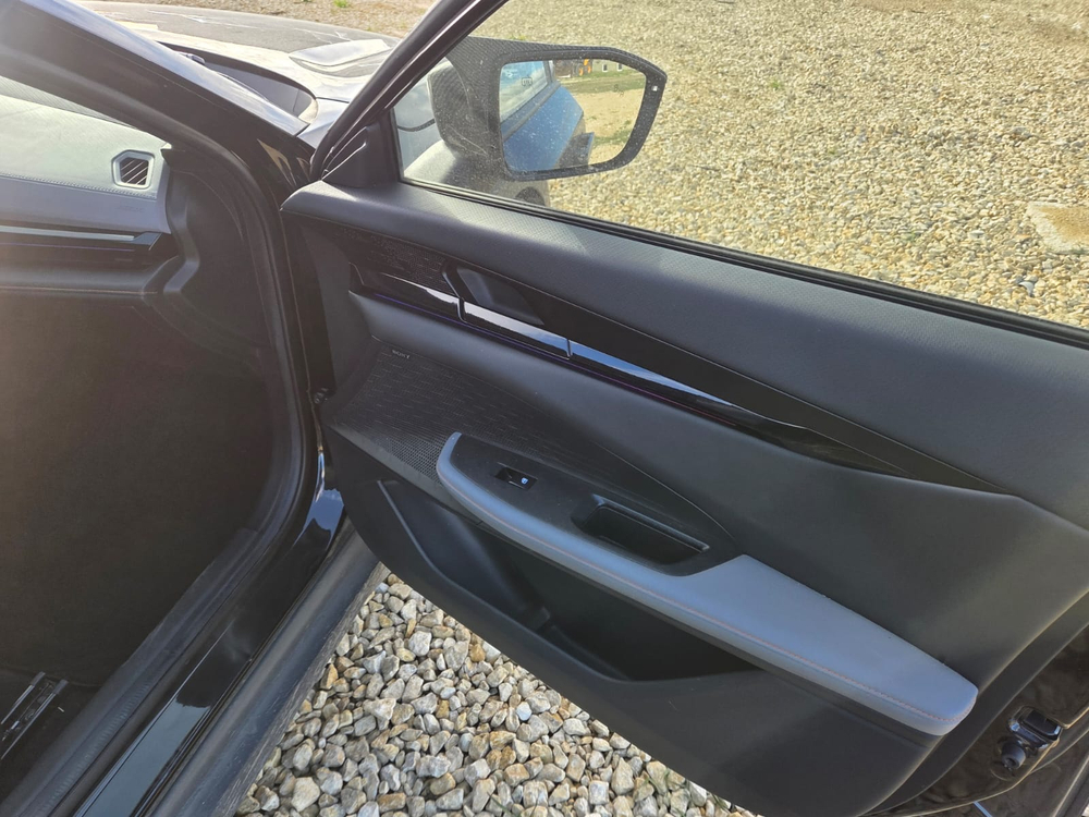 Changan UNI-V 1.5 AT DLX