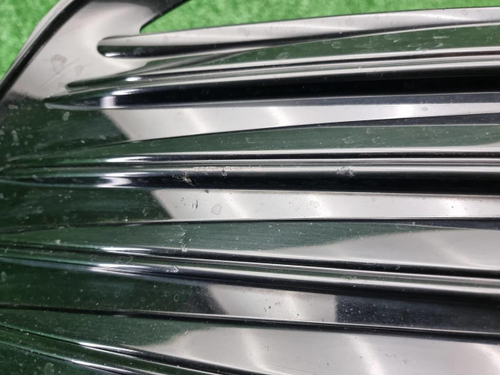 Решетка переднего бампера Toyota Camry xv70 20-нв