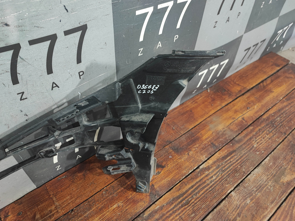 Кронштейн переднего бампера Mercedes C (W205) 14-18 Б/У Оригинал A2058853265