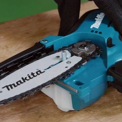 Makita UC100DWA аккумуляторная цепная пила (1 x 2 Ач, З/У)