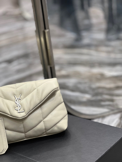 Saint Laurent Loulou Puffer Bag 18 cm