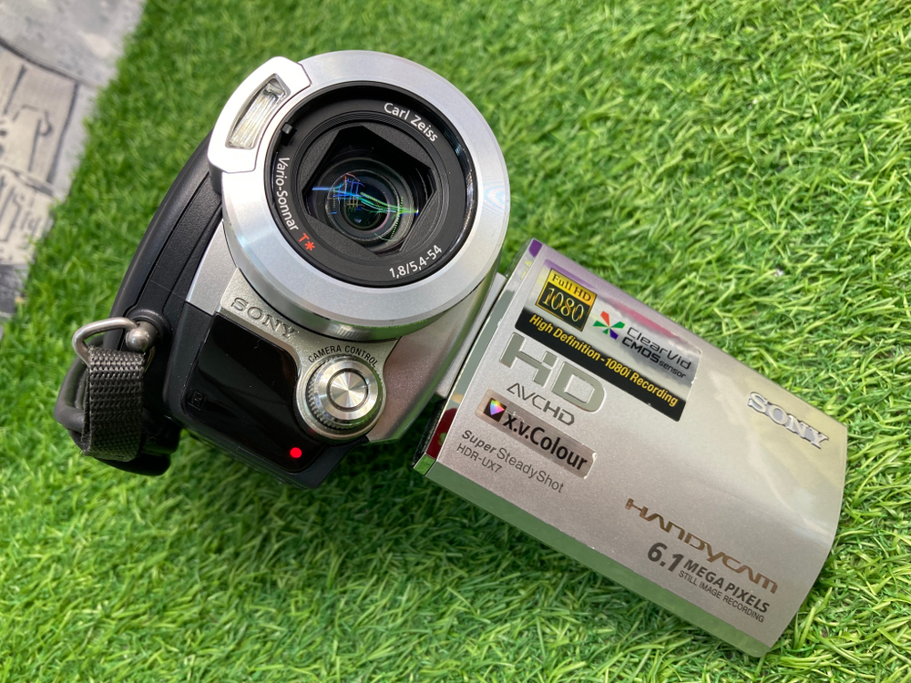 Sony HDR-UX7E