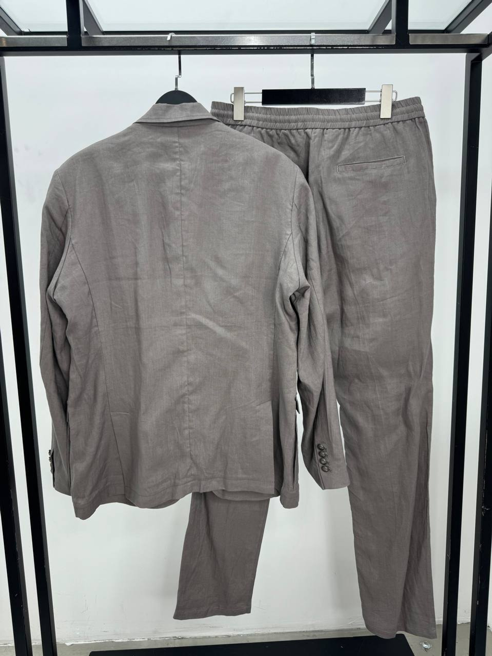 Льняной костюм Brunello Cucinelli