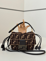 Fendi Small Mamma Baguette 16 cm