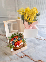 Бенто медовик + Букет Мимозы в стакане