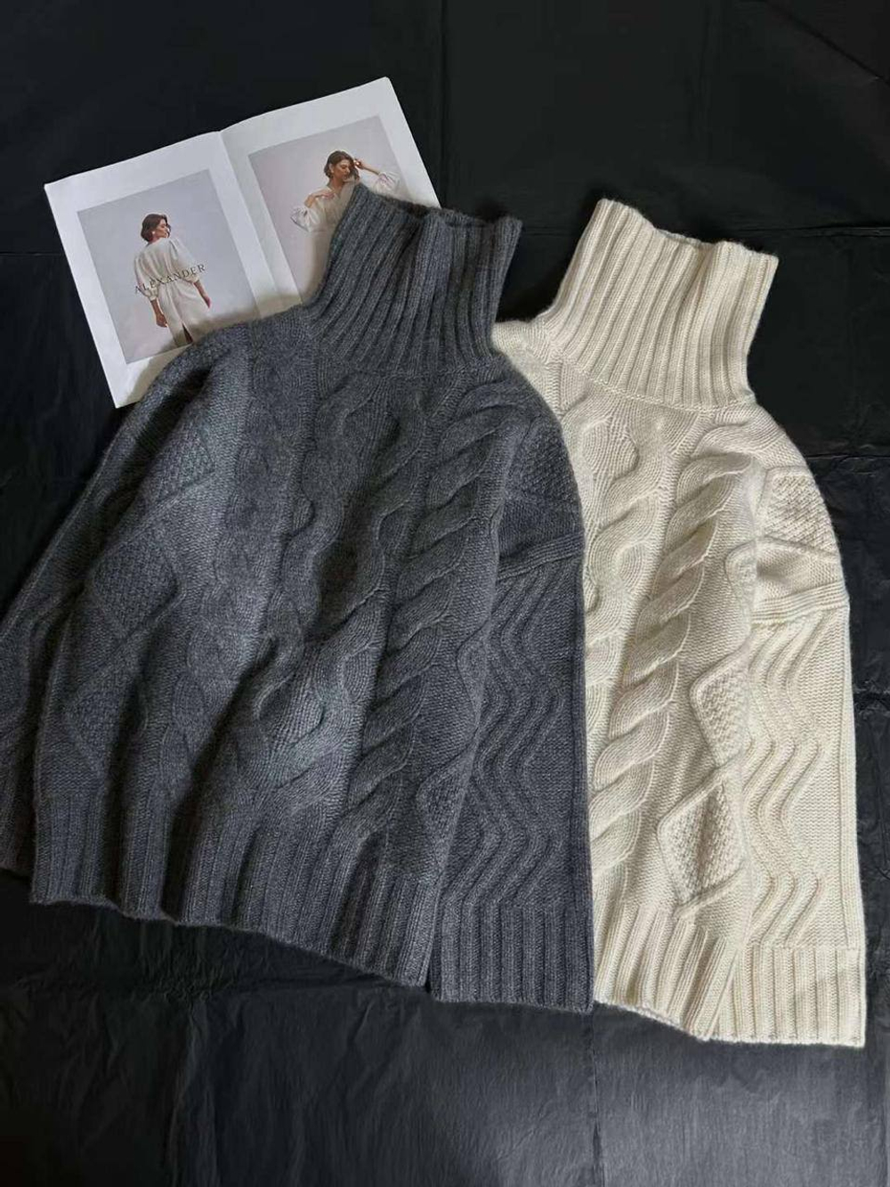 Свитер Brunello Cucinelli