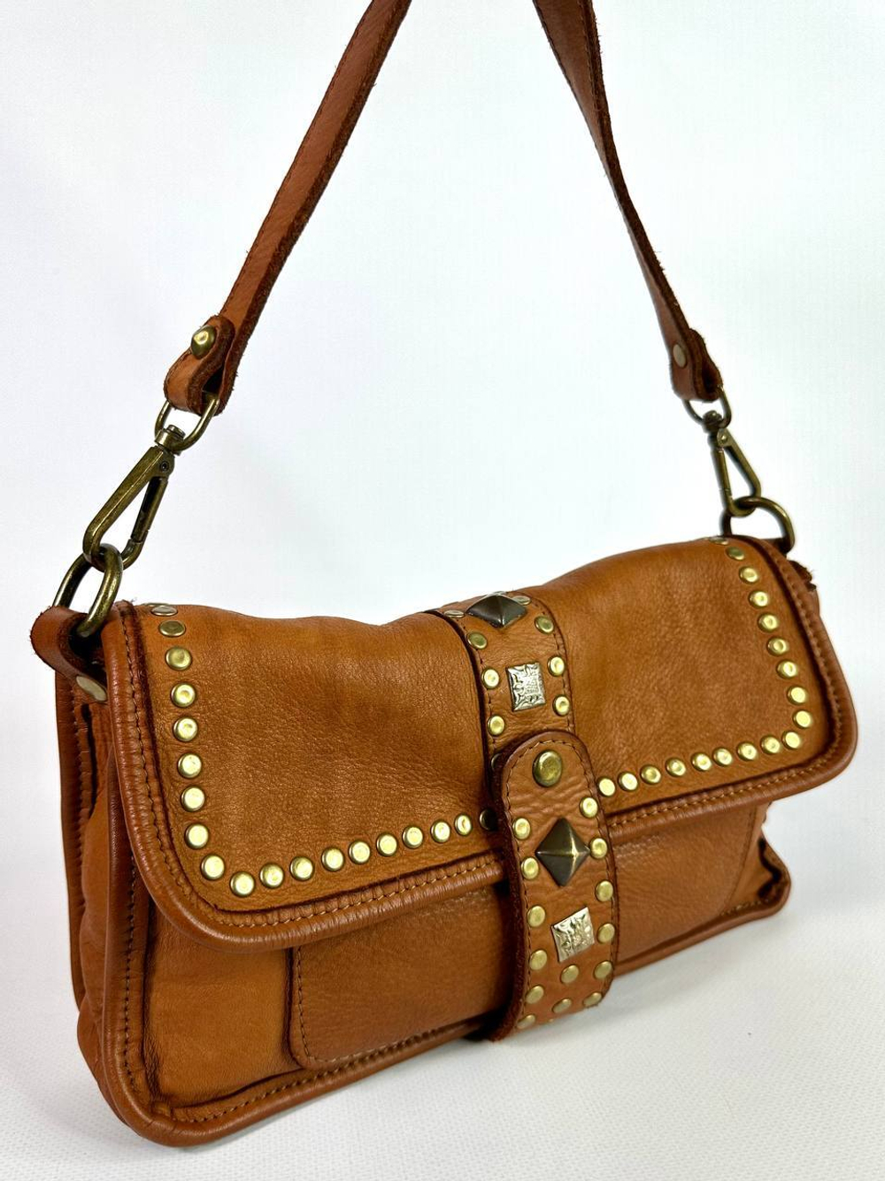 Женская сумка-клатч из натуральной кожи цвета whisky