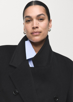 Двубортное пальто с шерстью