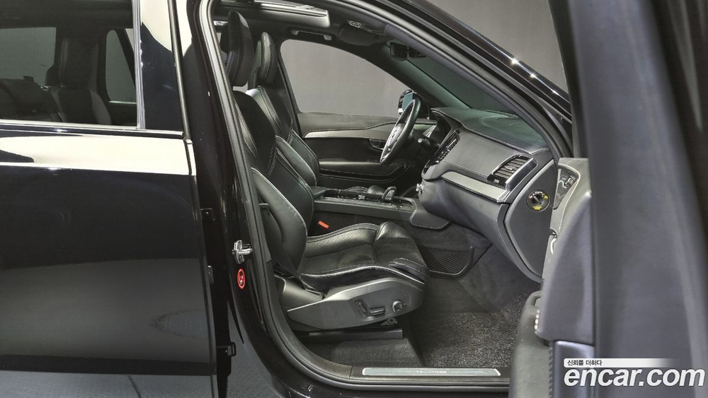 Volvo XC90 2 Generation T8 R-Design Hybrid (02.2021)
