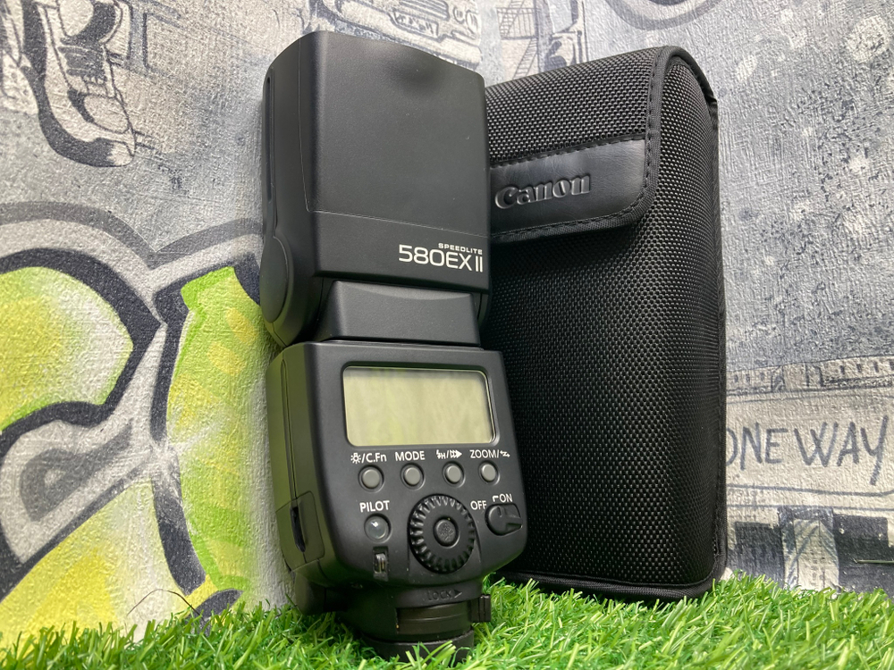 Canon Speedlite 580EX II