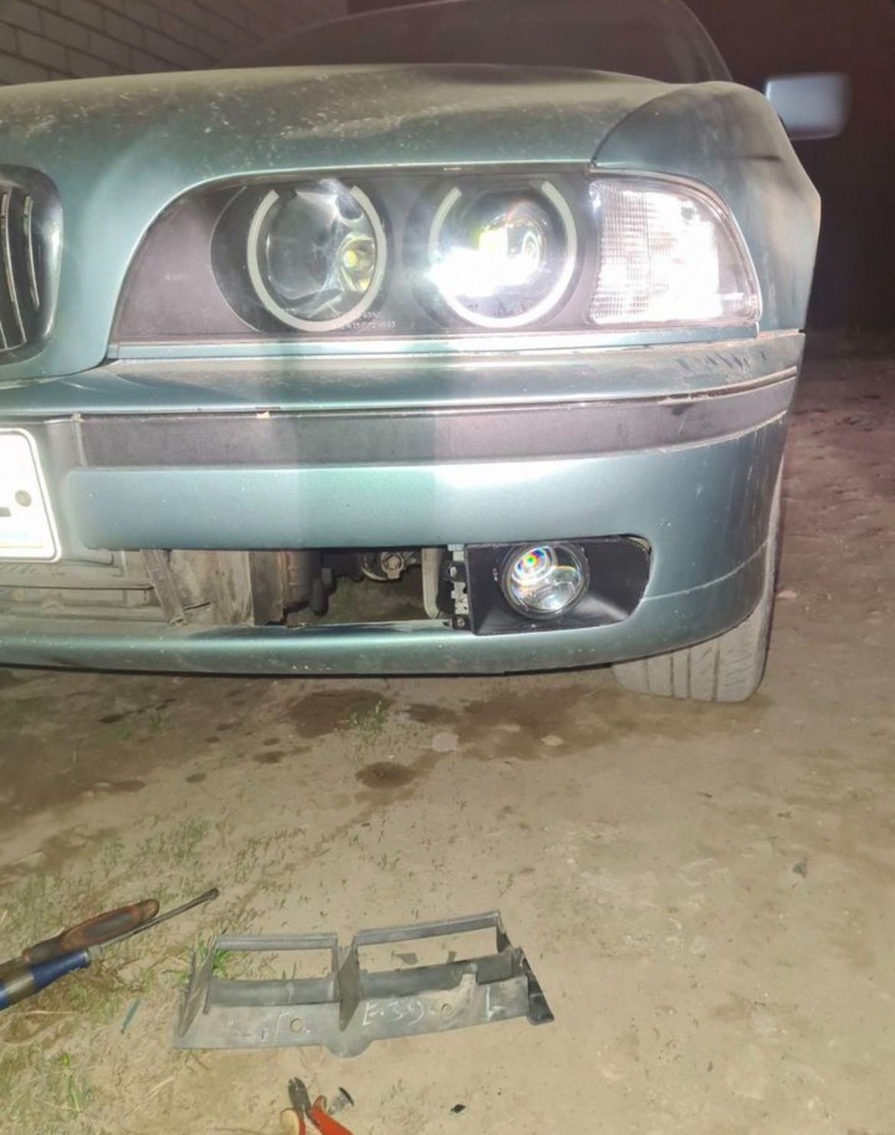 BMW 5 E 39 Туманки дорест
