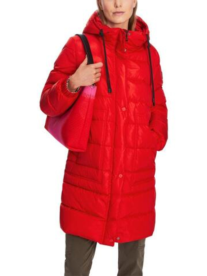Marc Cain Пуховик стеганый с капюшоном