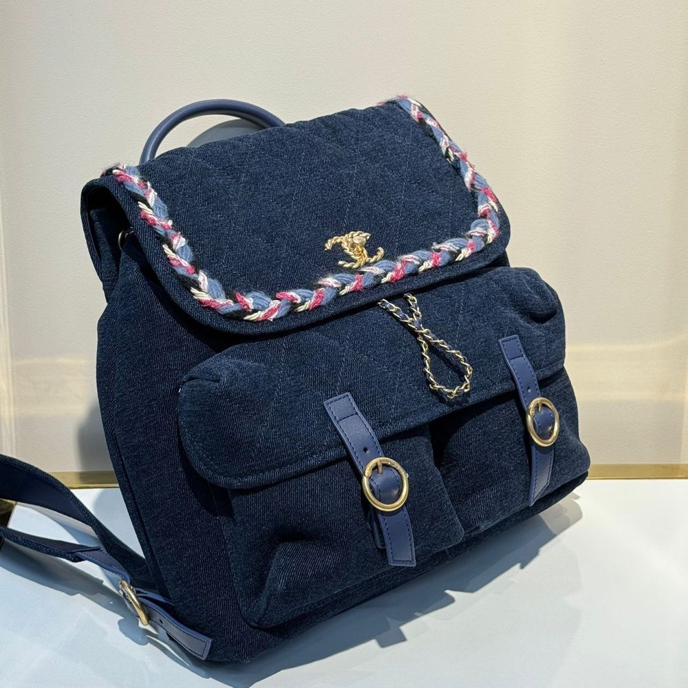 Рюкзак CHANEL Рюкзак CHANEL