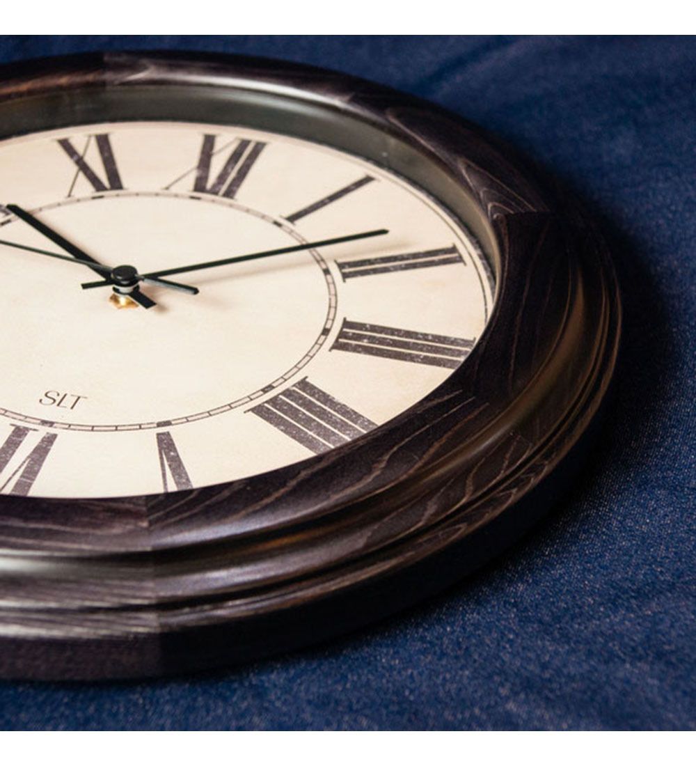 Салют SLT- 25 Часы настенные «IL FORUM»