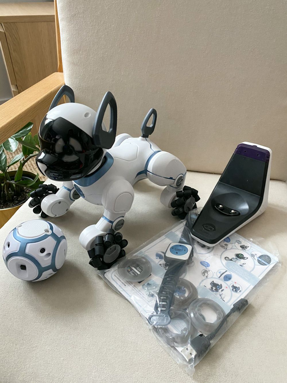 Chip WowWee 0805eu Робот-собачка