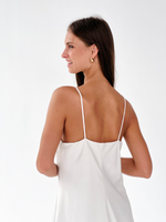 Платье на брителях