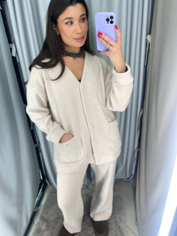 Костюм "пушистик" с кардиганом в бежевом цвете